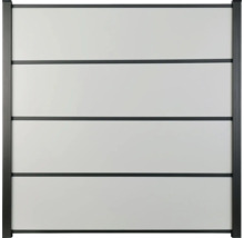 Zahradní plot s rámem a vodorovnými lamelami