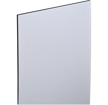 Bílé dveře s černým rámem