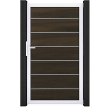 Zahradní branka s vodorovnými pruhy a rukojetí