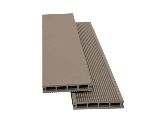 Terasové prkno WPC 23 x 146 x 2000 mm čokoládově hnědé Dvě terasová prkna z kompozitního materiálu s hladkým a rýhovaným povrchem