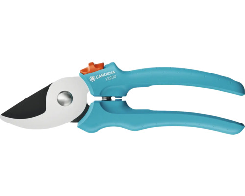 Zahradní nůžky s čepelí a rukojetí