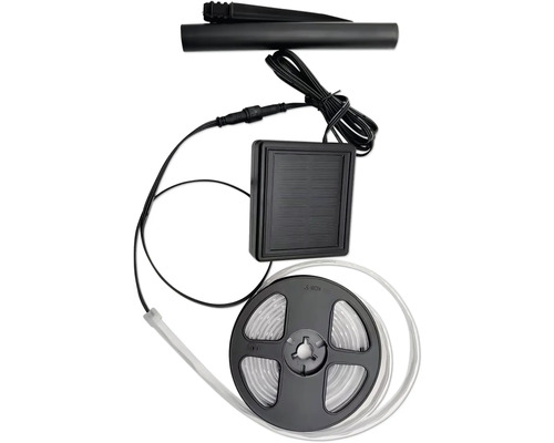Solární LED světelný řetěz se zemním hrotem a navíjecí cívkou