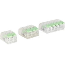 Tři zásuvné drátové konektory pro elektrické připojení