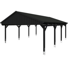 Černý carport se střechou a dřevěnou konstrukcí