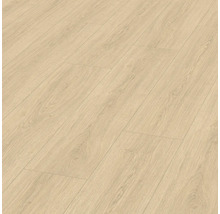 Detailní pohled na světlou laminátovou podlahu