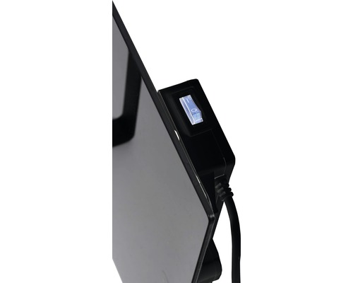 Detailní pohled na radiátor s vypínačem