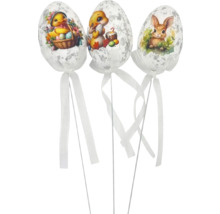 Tři dekorativní velikonoční vajíčka s motivy kuřátek a zajíčků na tyčkách