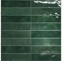 Obdélníkové, lesklé zelené dlaždice na stěny a podlahy