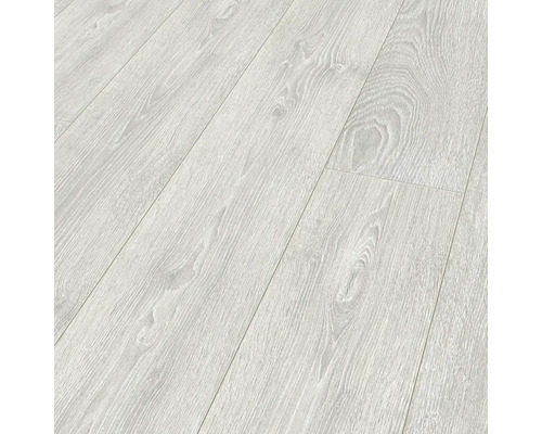 Světlá laminátová podlaha s dřevěnou strukturou