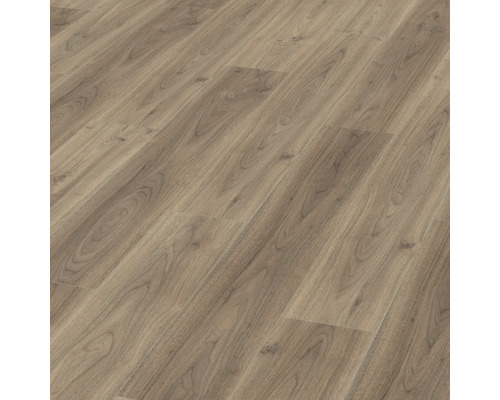 Světlá laminátová podlaha s dřevěnou strukturou