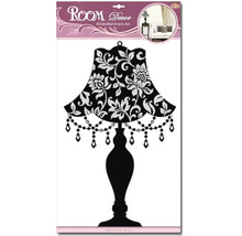 Umělecká dekorace pokoje s motivem lampy