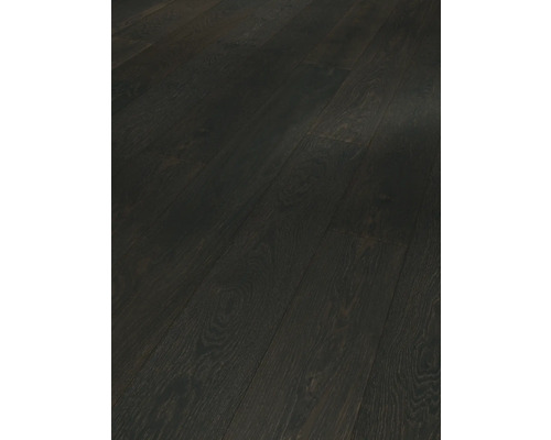 Tmavá dubová parketová podlaha