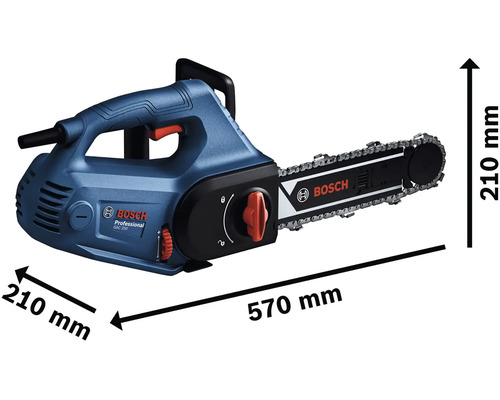 Logo Bosch. Akumulátorová řetězová pila o rozměrech 570 mm délky a 210 mm šířky a výšky.