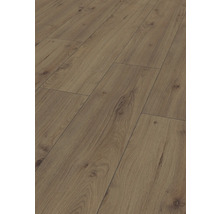 Detail laminátové podlahy s dřevěným vzhledem