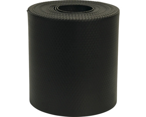 Role plastového obrubníku trávníku