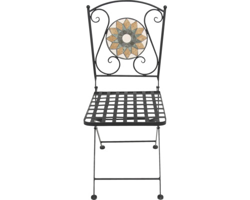 Kovová zahradní židle s mozaikovým vzorem na opěradle