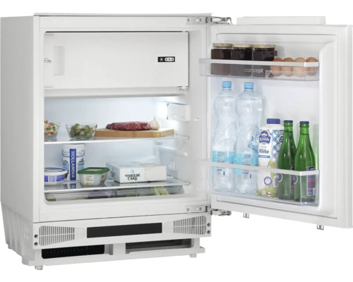 Otevřená lednice s potravinami