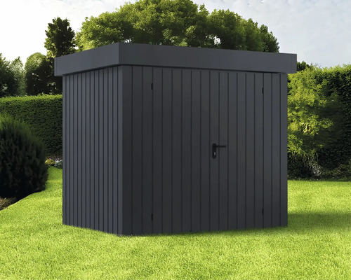 Obdélníkový zahradní domek s dveřmi na trávníku