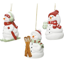 Tři figurky sněhuláků jako ozdoby na vánoční stromeček
