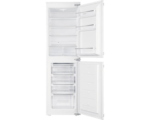 Otevřená lednice s mrazákem a skleněnými policemi