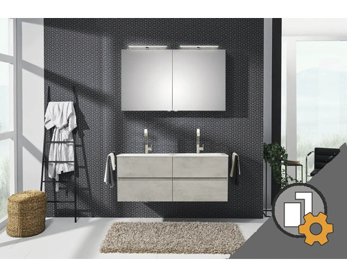 Koupelna s umyvadlem, zrcadlovou skříňkou a žebříkem na ručníky