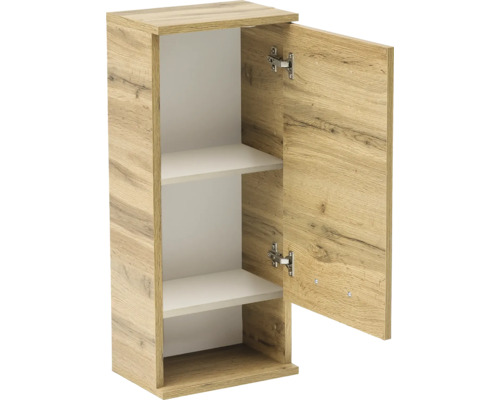 Otevřená závěsná skříňka se dvěma policemi