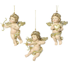 Tři andělé jako ozdoby na vánoční stromeček se šípem a lukem nebo srdcem