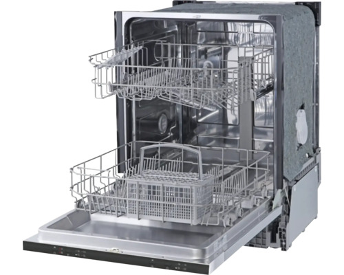Otevřená myčka na nádobí s koši na nádobí