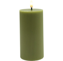 Dekorativní LED svíčka s rýhovaným vzorem