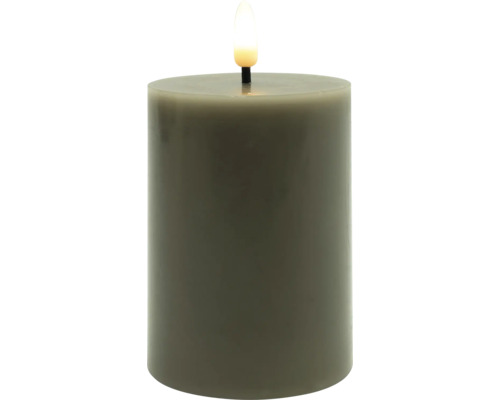 Vánoční elektrická svíčka Lafiora 3D plamen 7,5x7,5x12,5 cm olivová s časovačem Dekorativní vosková svíčka s LED plamenem