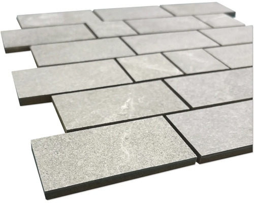 Obdélníkové mozaikové dlaždice se vzhledem kamene pro obklady stěn