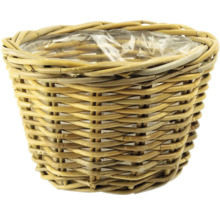 Proutěný květináč ve tvaru košíku