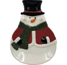 Figurka sněhuláka s kloboukem a šálou jako vánoční dekorace