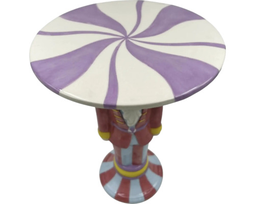 Dekorační stolek ve tvaru louskáčka s motivy spirály