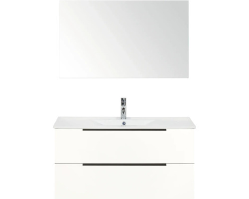 Umyvadlo se zrcadlem a spodní skříňkou do koupelny