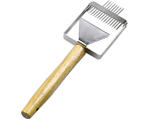 Hřeben na lamely s dřevěnou rukojetí