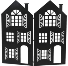 Dekorativní kovová kulisa domů s okenicemi