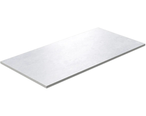 Dlaždice ve světlém provedení