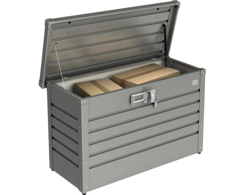 Otevřený šedý kovový zahradní box se dvěma kartonovými krabicemi