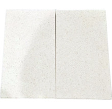 Dvě světlé kameninové dlaždice