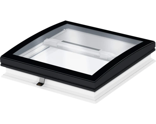 Střešní okno s černým rámem