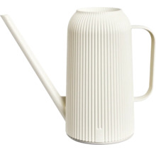 Konev s dlouhým výtokem a rukojetí