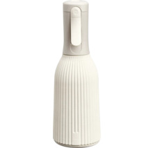 Rozprašovač na rostliny s vroubkovaným vzorem