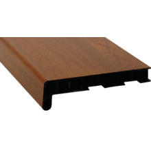 Plastový okenní parapet s dřevěným vzhledem