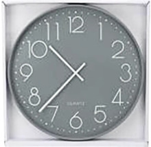 Šedé nástěnné hodiny s ciferníkem