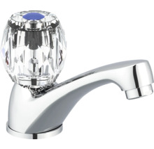 Vodovodní kohoutek s průhlednou křišťálovou rukojetí