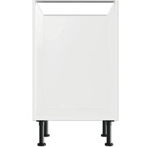 Bílá kuchyňská spodní skříňka s černýma nohama.