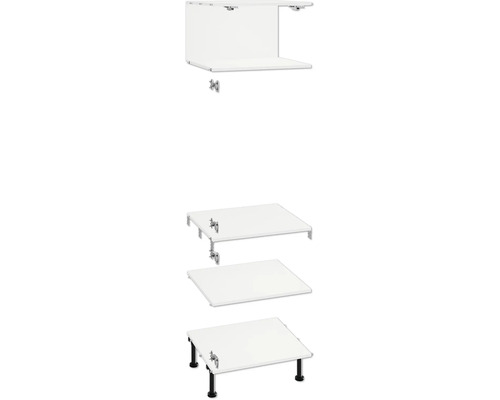 Pohled shora na systém kuchyňských spodních skříněk se zásuvkami a pracovními deskami