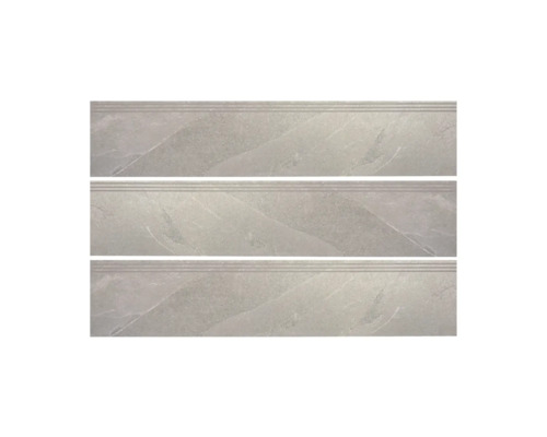 Tři šedé schodišťové dlaždice