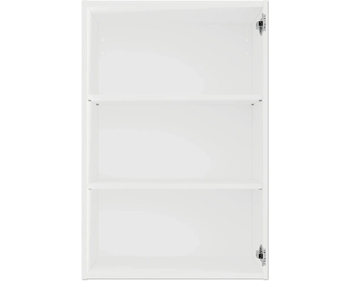 Otevřená koupelnová skříňka s policemi